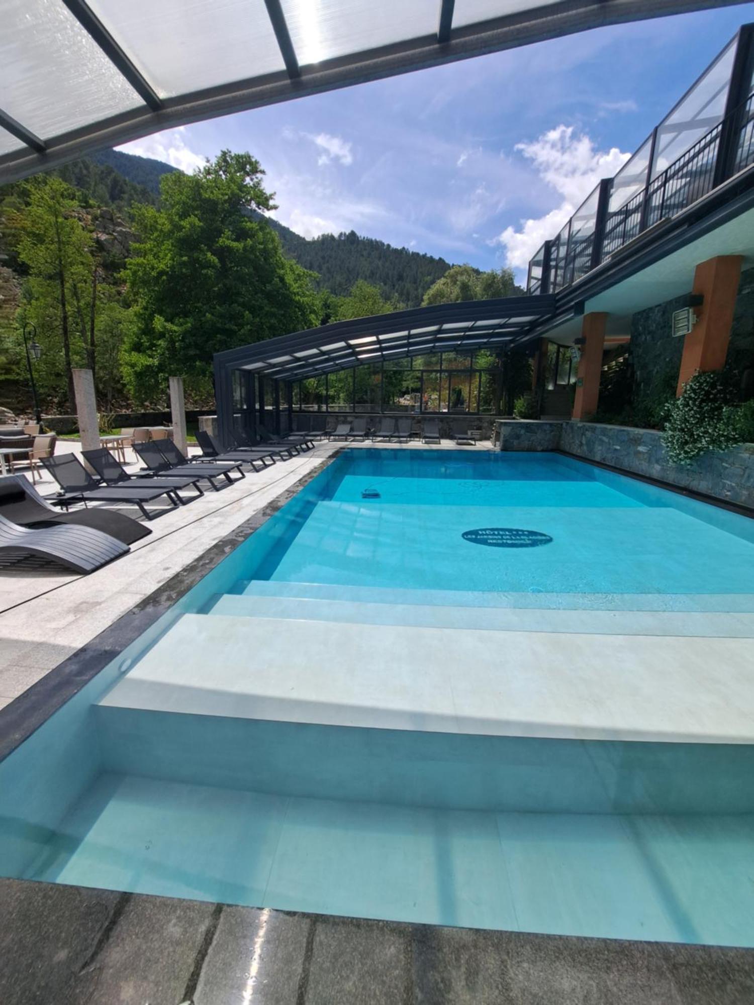 Les Jardins De La Glaciere Корт Экстерьер фото